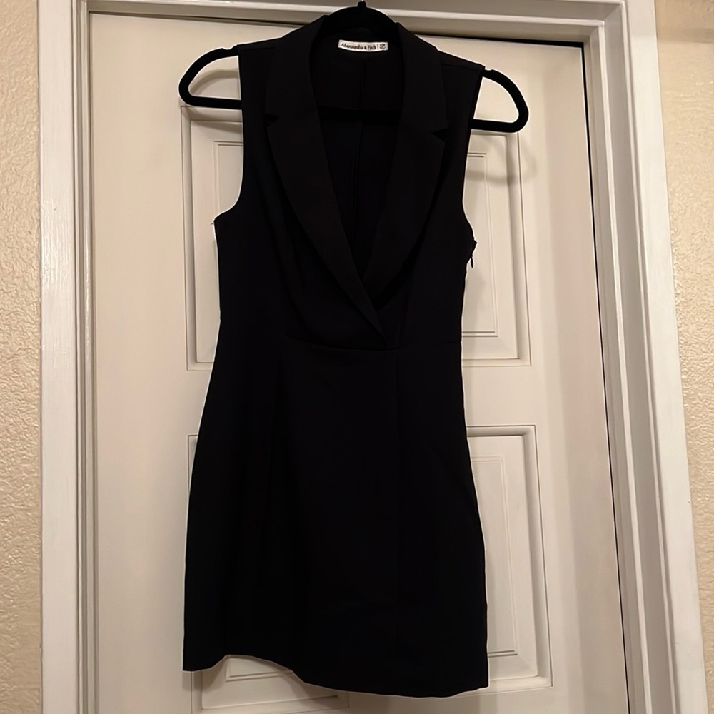 Abercrombie black dress